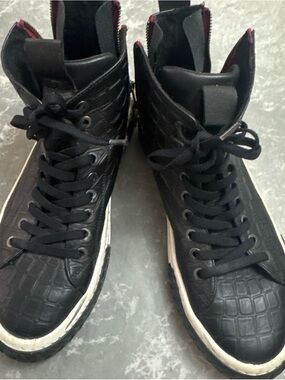 Marl Lagerfeld Men's Black High-Top Sneakers - Casual Street Style